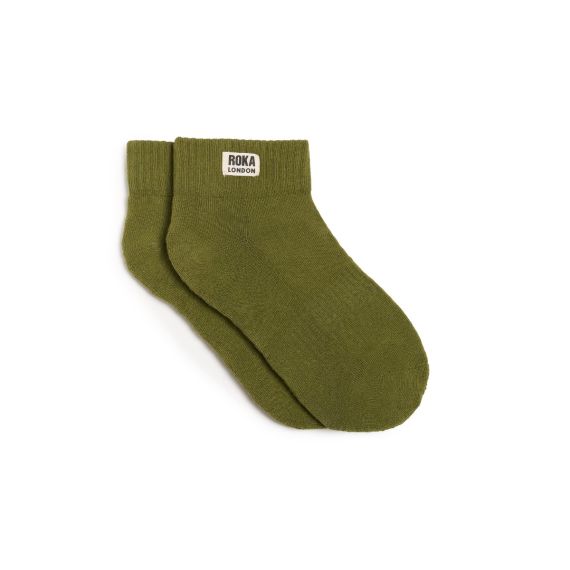 ROKA Wembley Socks In Avocado Green 