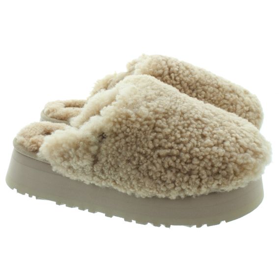 UGG Ladies Maxi Curly Platform Slippers In Sand 